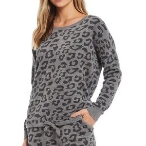 Barefoot Dreams Cozy Chic Ultra Lite Drawstring
Sweatshirt Gray Leopard Size XS
